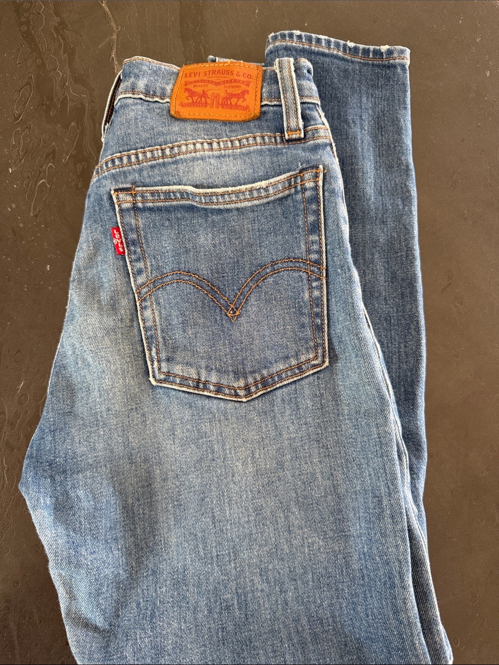 Levi's woman’s Light Blue Slim Straight Denim Jeans